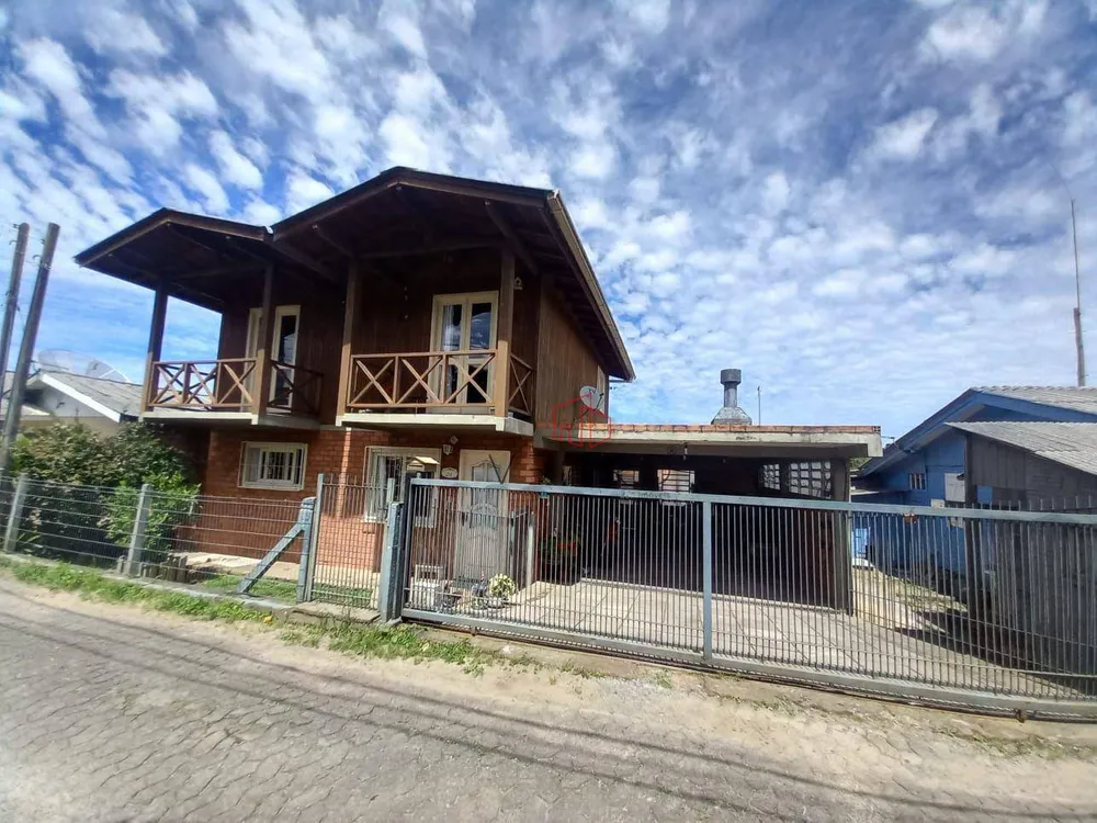 Casa, 6 quartos, 288 m² - Foto 2