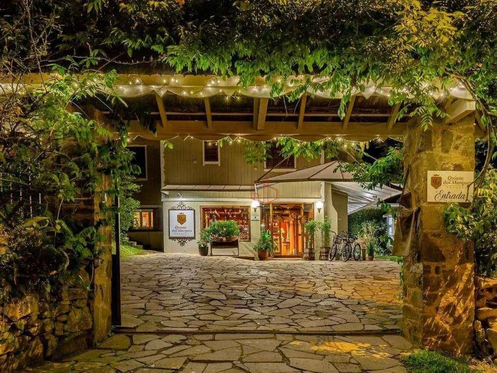 Pousada-Chalé, 13 quartos, 860 m² - Foto 6