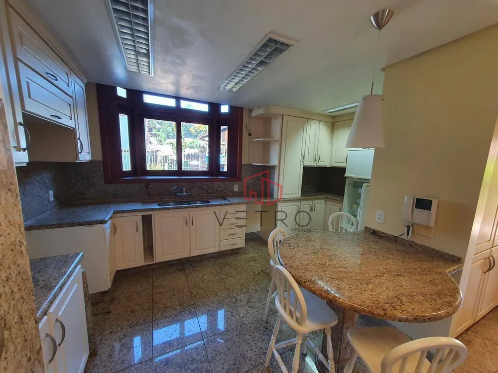 Casa, 4 quartos, 375 m² - Foto 4