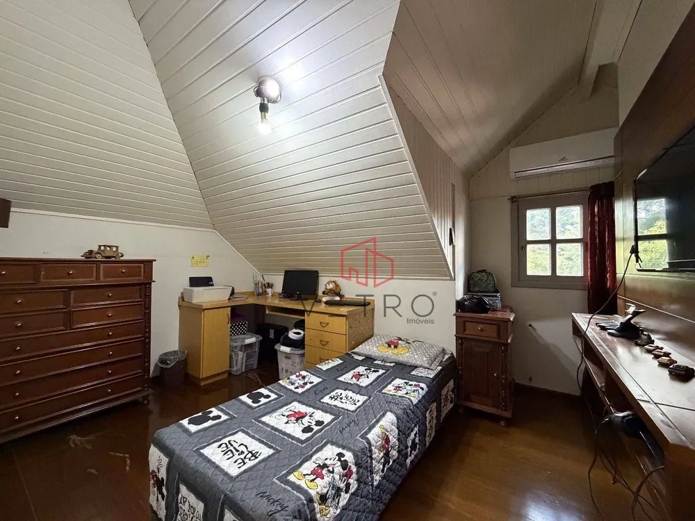 Casa, 4 quartos, 253 m² - Foto 8