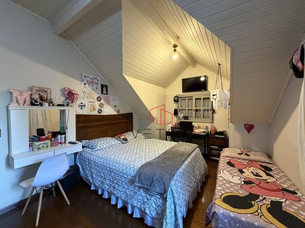 Casa, 4 quartos, 253 m² - Foto 10