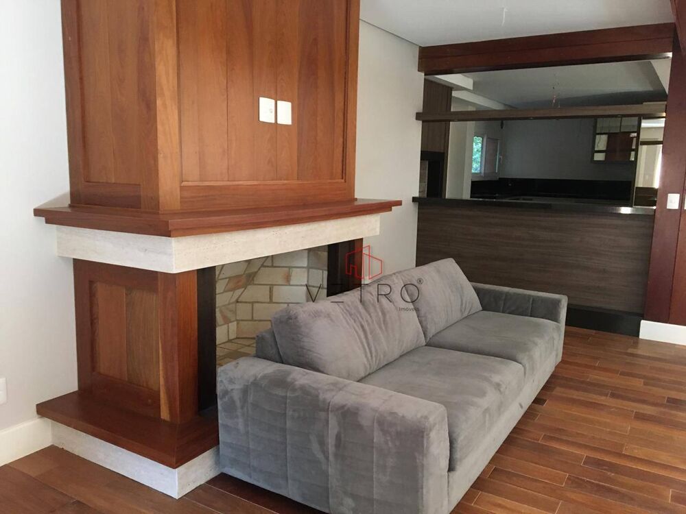 Apartamento à venda com 3 quartos, 222m² - Foto 1