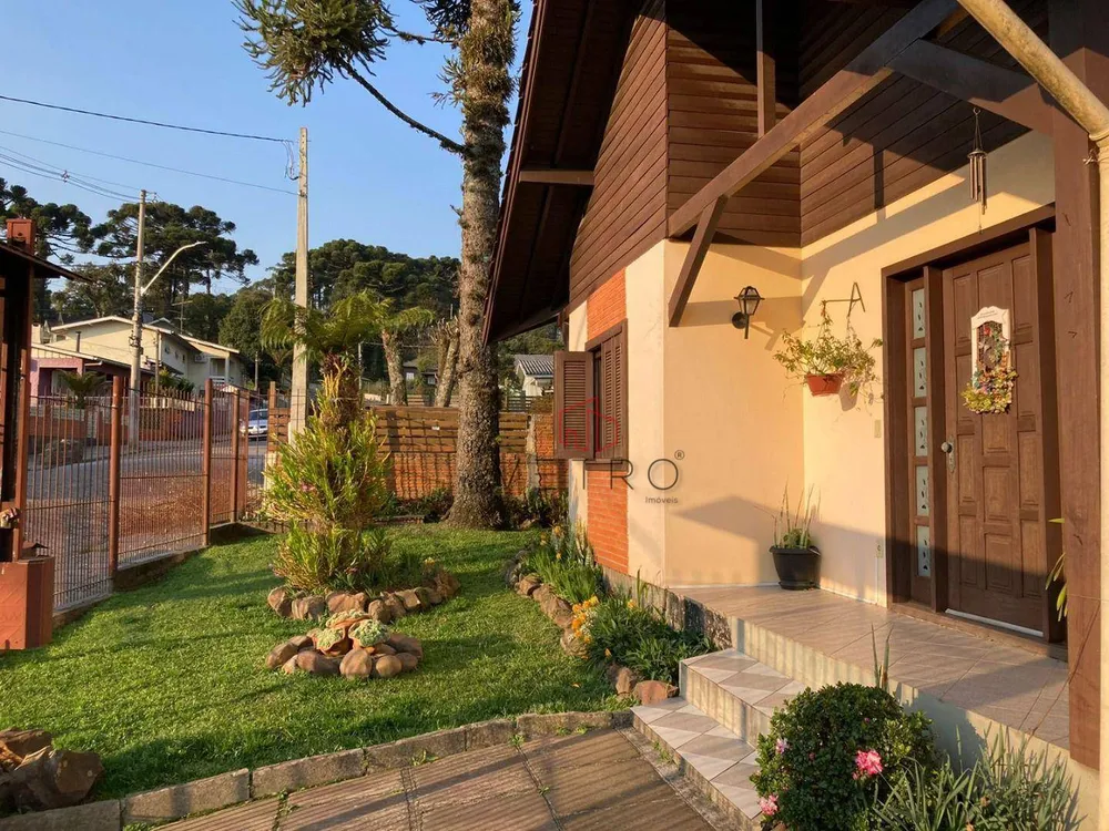 Casa, 5 quartos, 134 m² - Foto 2