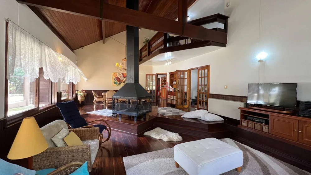 Casa, 3 quartos, 314 m² - Foto 2