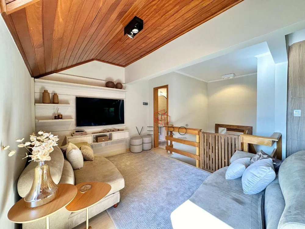 Apartamento, 3 quartos, 146 m² - Foto 2