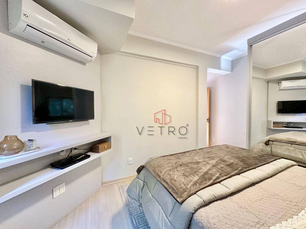 Apartamento, 3 quartos, 146 m² - Foto 1