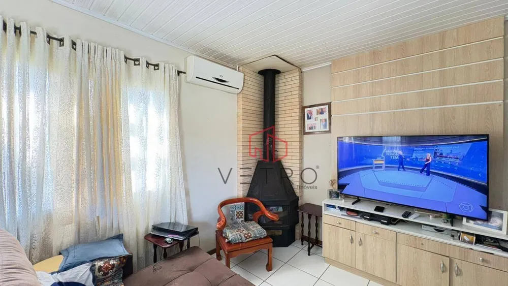 Casa, 4 quartos, 105 m² - Foto 1