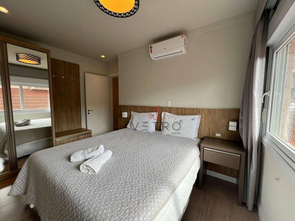 Apartamento à venda com 3 quartos, 119m² - Foto 4