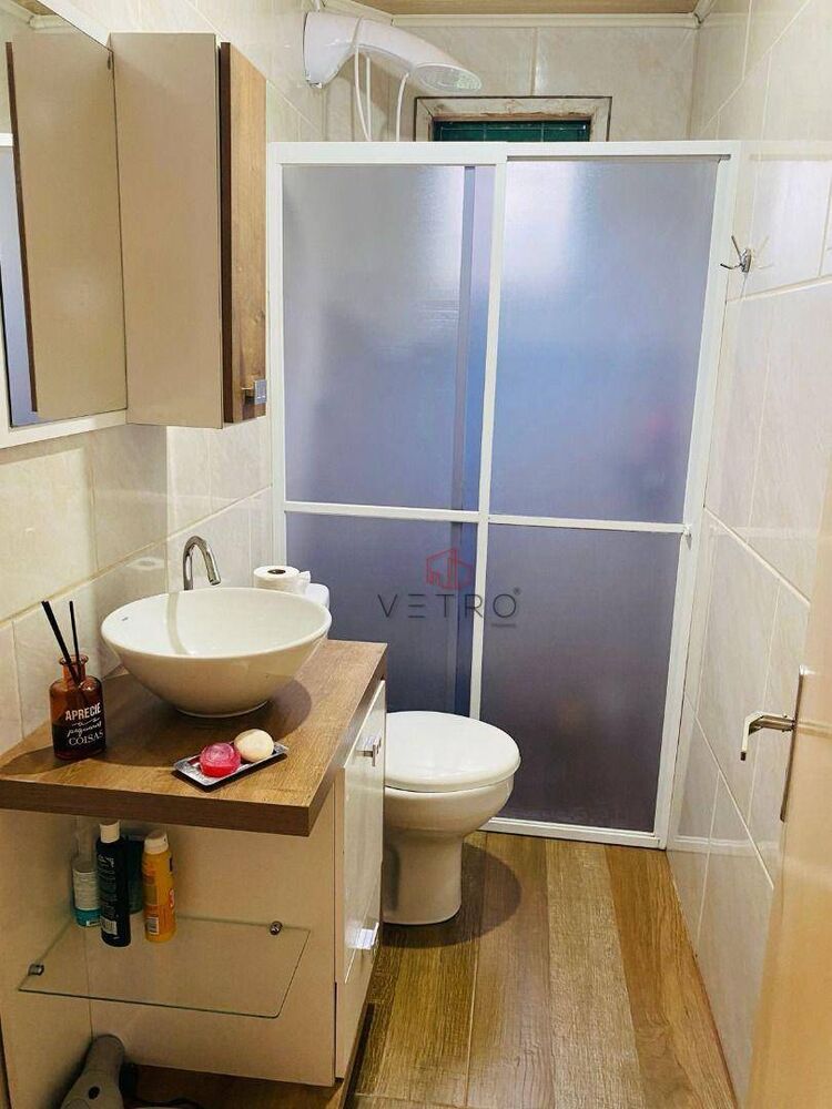 Casa, 3 quartos, 224 m² - Foto 2