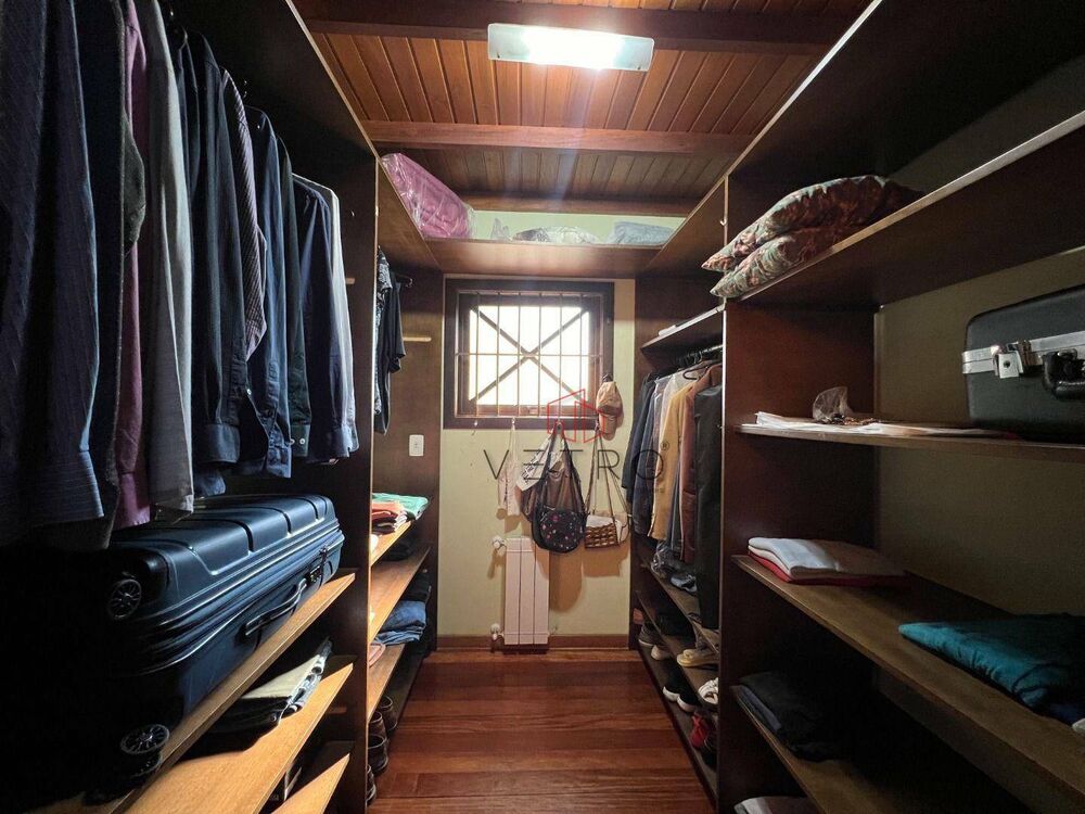 Casa, 4 quartos, 337 m² - Foto 2