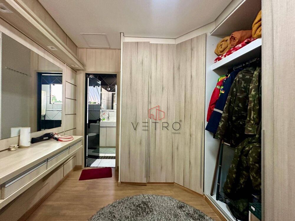 Casa, 3 quartos, 250 m² - Foto 3
