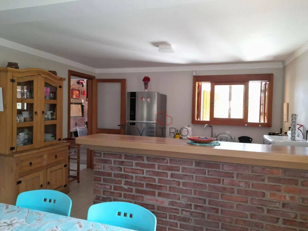 Casa, 3 quartos, 166 m² - Foto 2