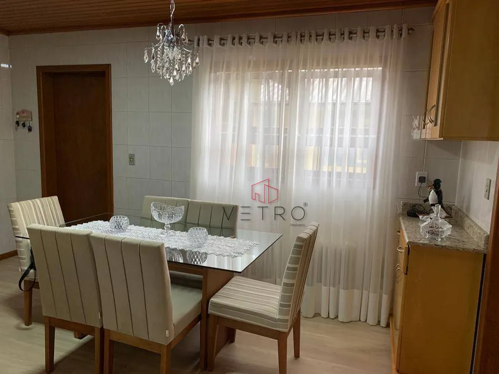 Casa, 6 quartos, 103 m² - Foto 2