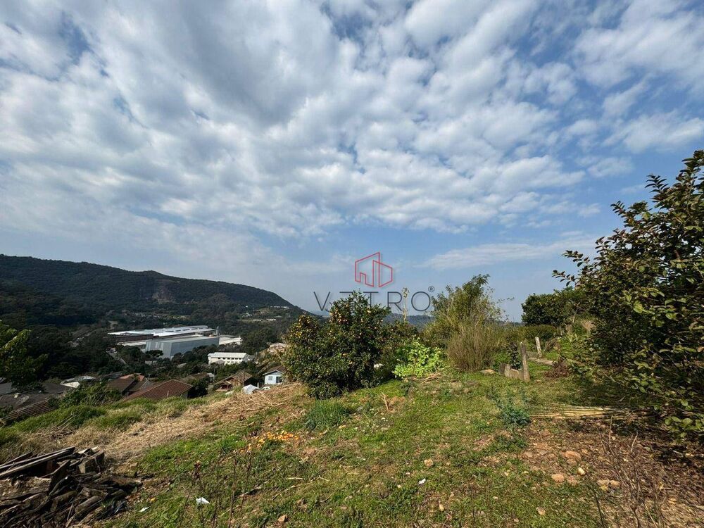 Loteamento e Condomínio, 750 m² - Foto 1