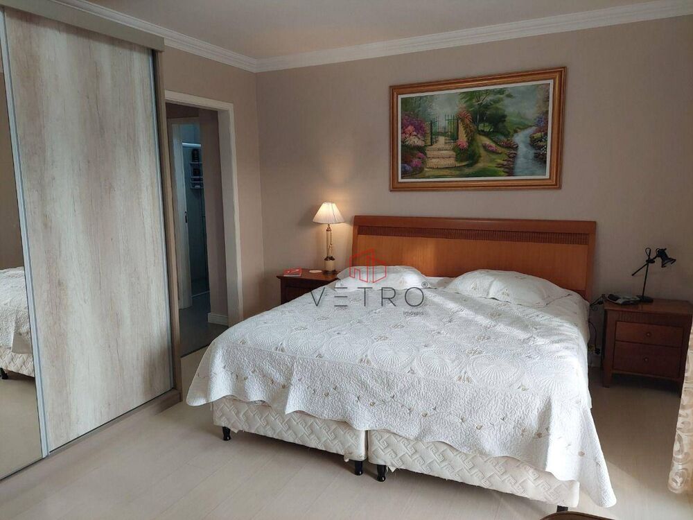 Casa à venda com 4 quartos, 207m² - Foto 3