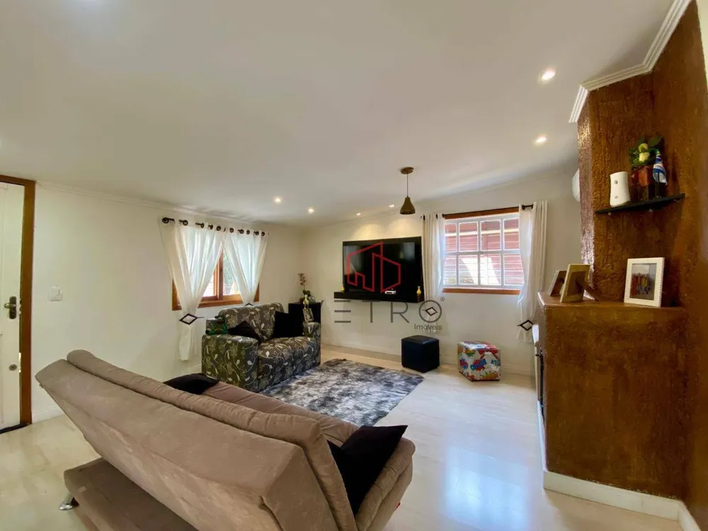 Casa, 3 quartos, 156 m² - Foto 1