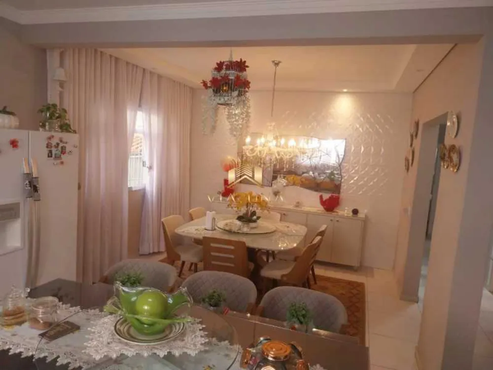 Casa, 5 quartos, 240 m² - Foto 6