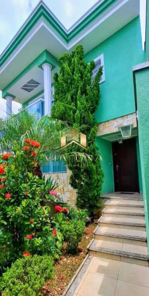 Casa, 3 quartos, 303 m² - Foto 1