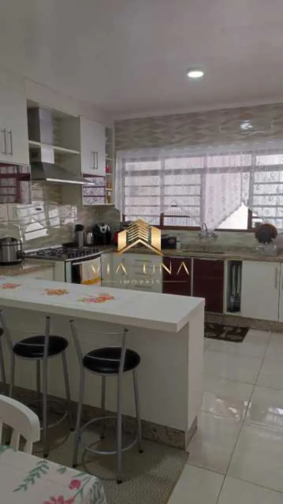 Casa, 5 quartos, 190 m² - Foto 3