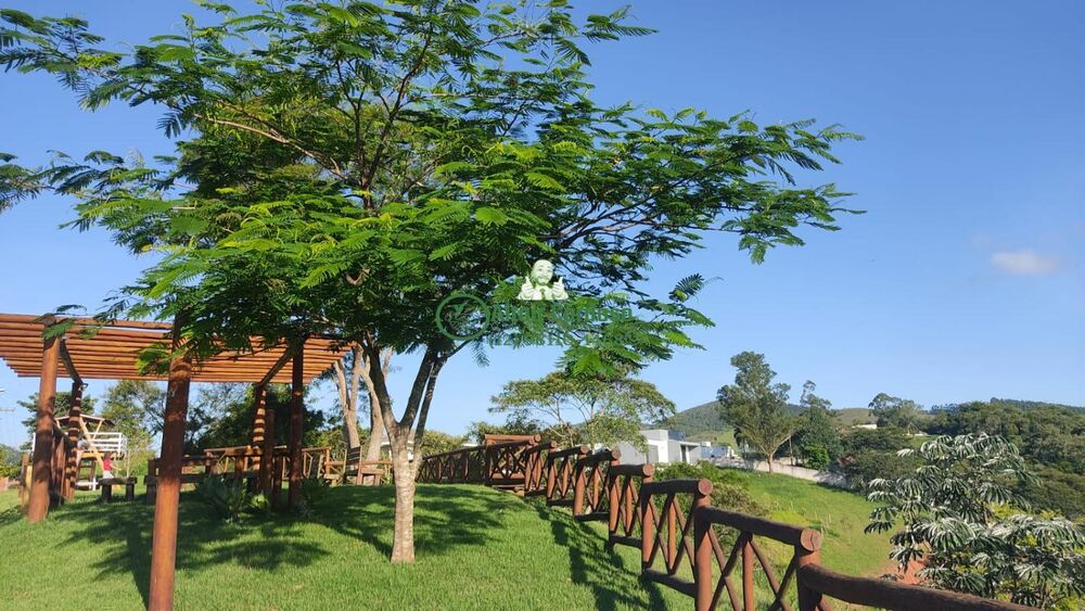Casa de Condomínio à venda com 4 quartos, 242m² - Foto 7