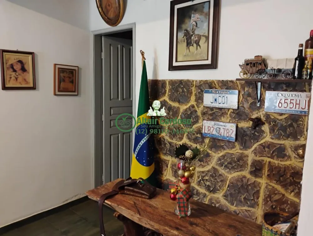 Chácara, 3 quartos, 623 m² - Foto 2