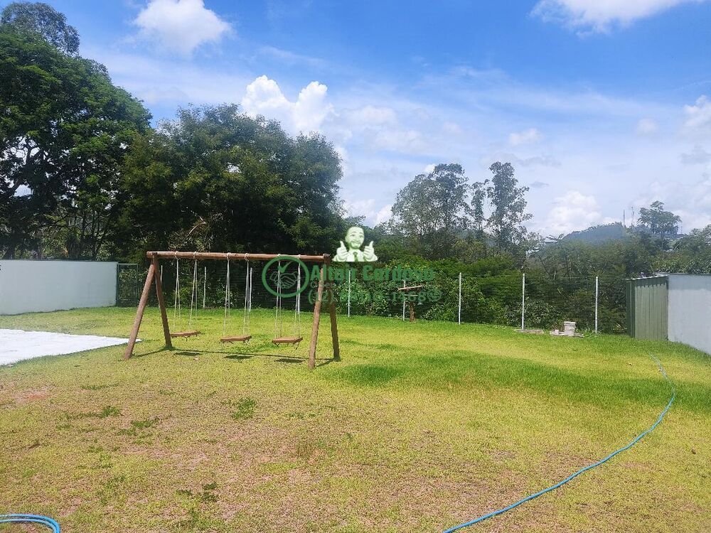Casa de Condomínio à venda com 3 quartos, 170m² - Foto 2