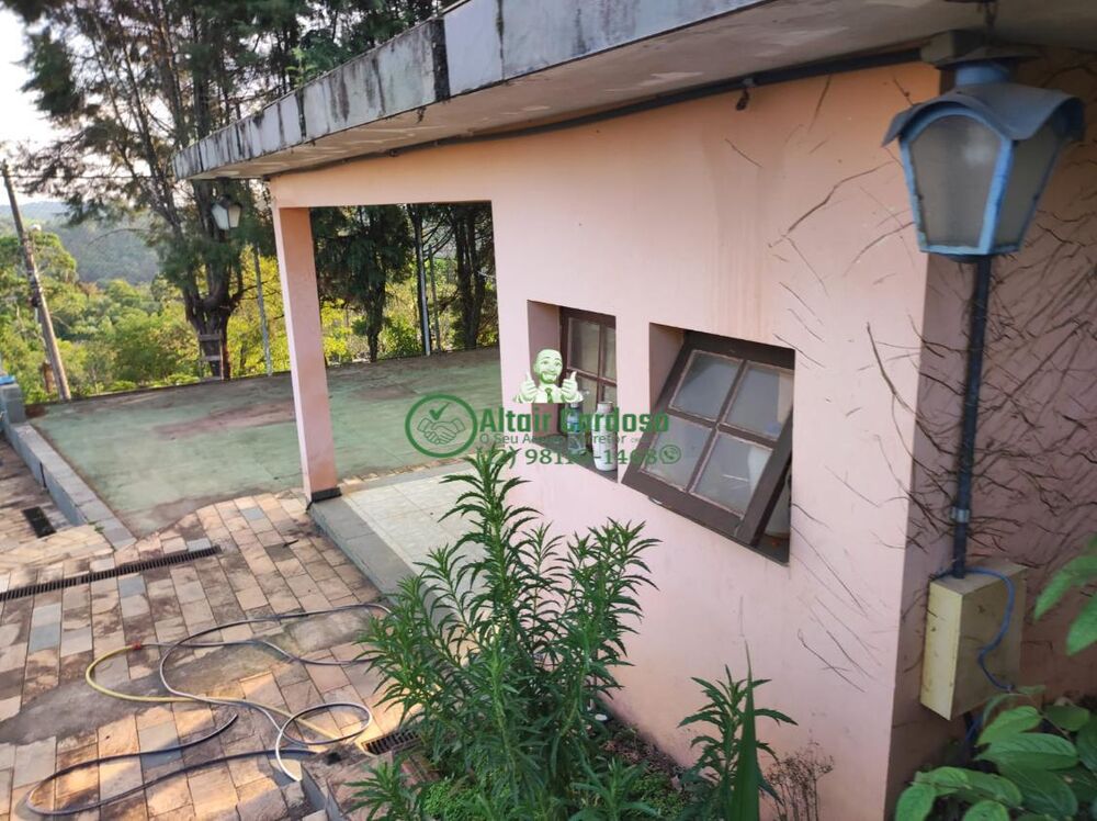 Chácara à venda com 6 quartos, 2674m² - Foto 1