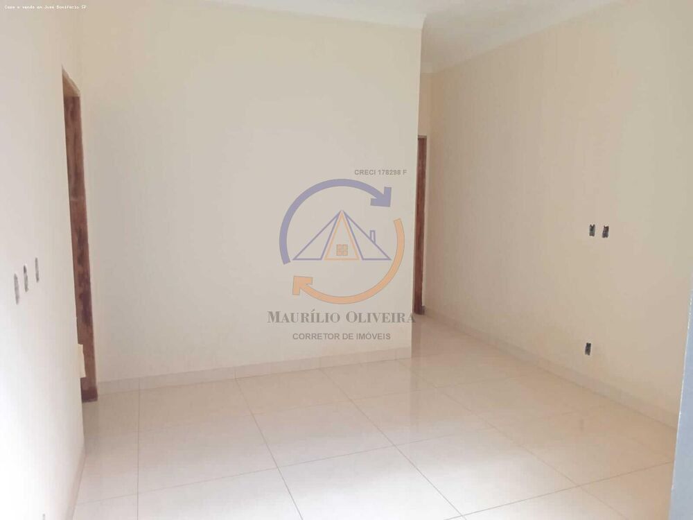 Casa à venda com 3 quartos, 253m² - Foto 2