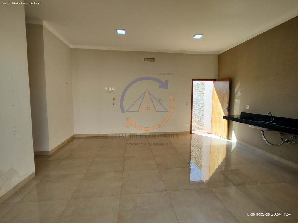 Casa à venda com 1 quarto, 295m² - Foto 2