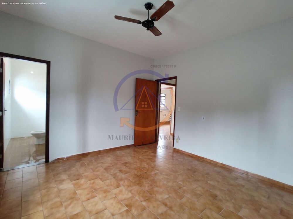 Casa à venda com 3 quartos, 288m² - Foto 10