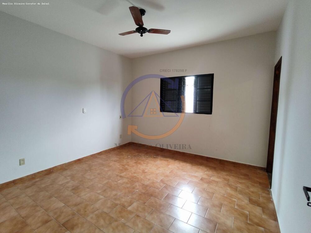 Casa à venda com 3 quartos, 288m² - Foto 13