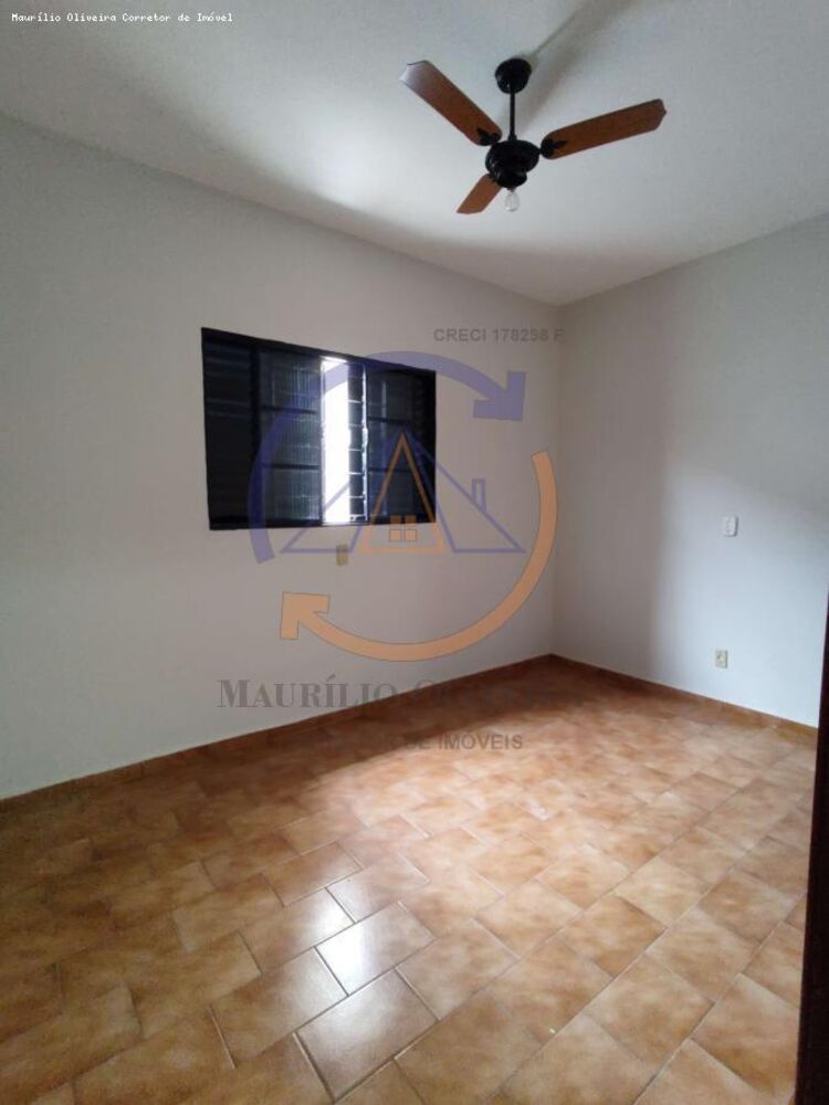 Casa à venda com 3 quartos, 288m² - Foto 15