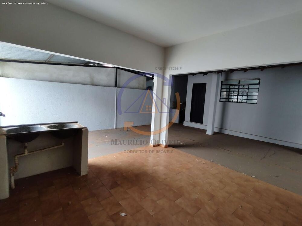 Casa à venda com 3 quartos, 288m² - Foto 19