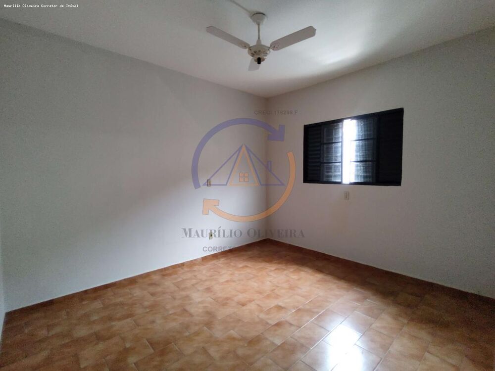 Casa à venda com 3 quartos, 288m² - Foto 17