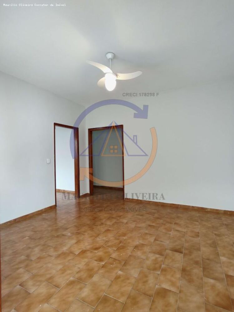 Casa à venda com 3 quartos, 288m² - Foto 6