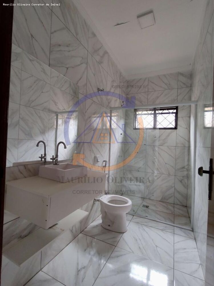 Casa à venda com 3 quartos, 298m² - Foto 3