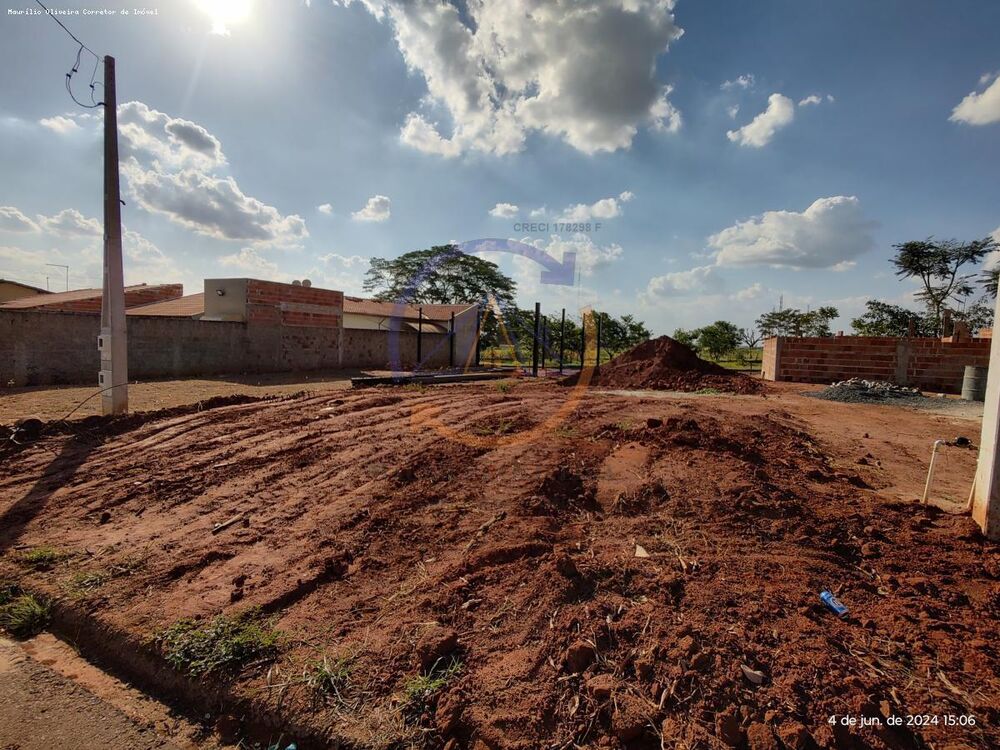 Terreno à venda, 298m² - Foto 2