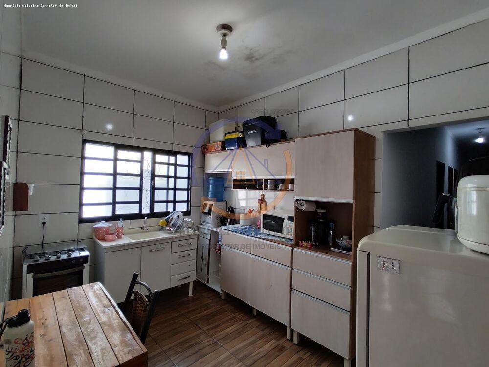 Casa à venda com 2 quartos, 242m² - Foto 10