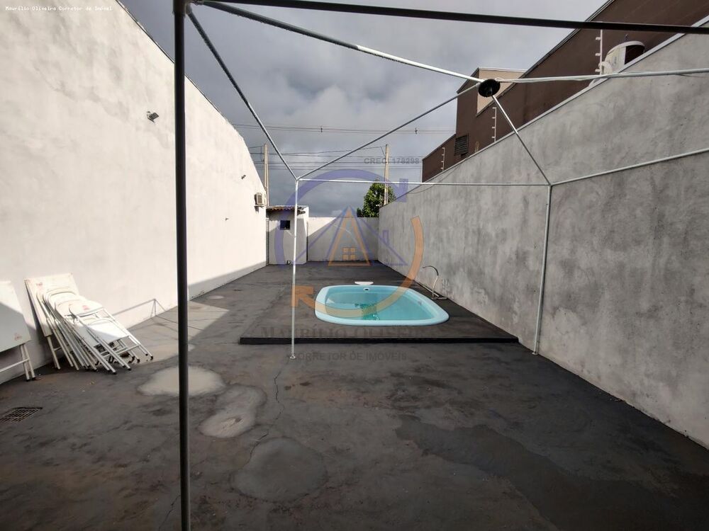 Casa à venda com 2 quartos, 242m² - Foto 20