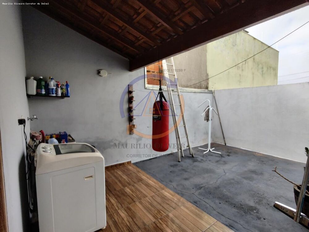 Casa à venda com 2 quartos, 242m² - Foto 23