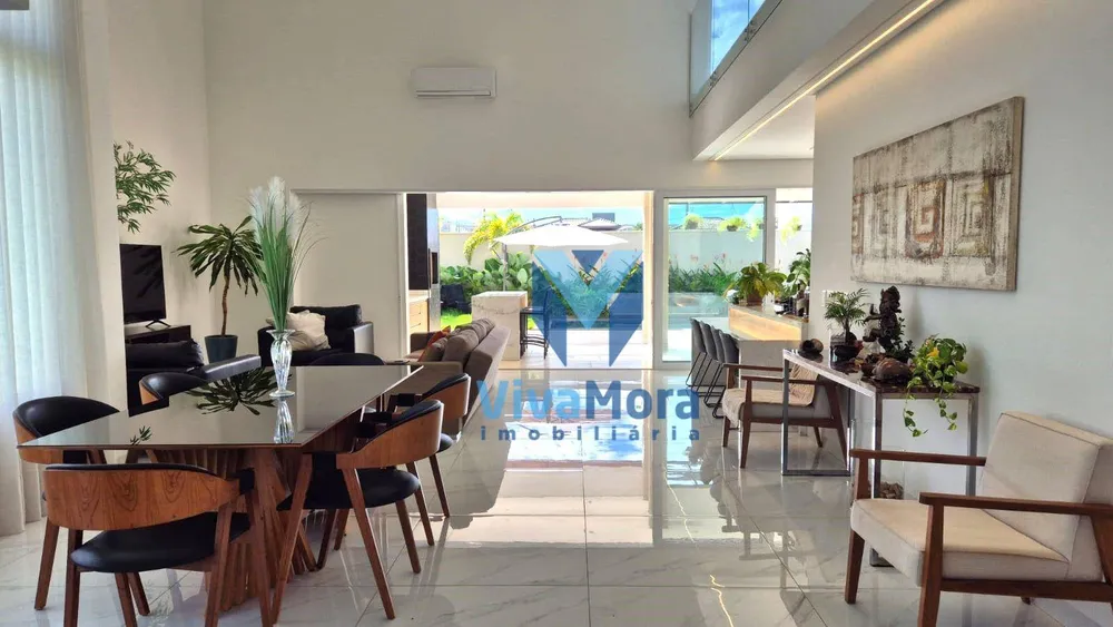 Sobrado, 3 quartos, 277 m² - Foto 1