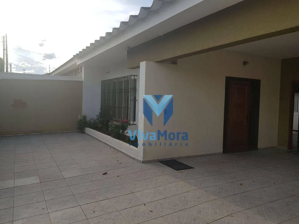 Casa, 4 quartos, 350 m² - Foto 1