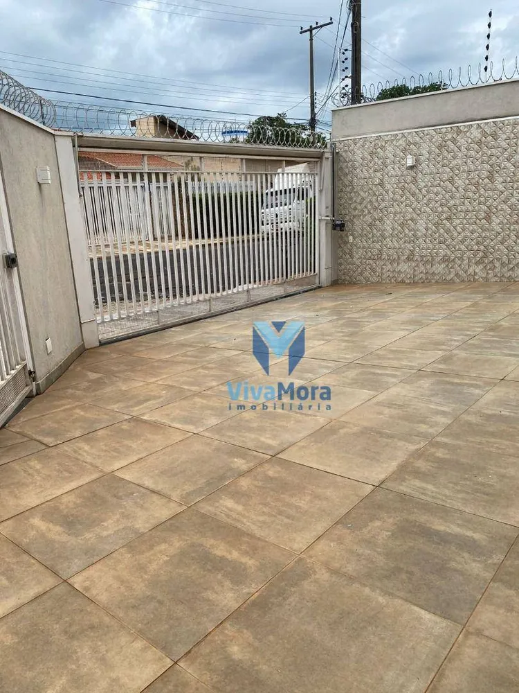 Casa, 3 quartos, 250 m² - Foto 2
