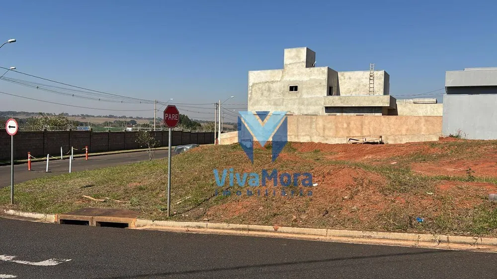 Loteamento e Condomínio, 290 m² - Foto 1