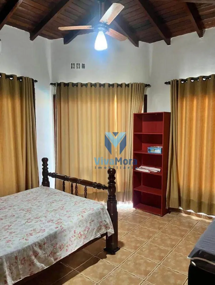 Chácara, 4 quartos, 528 m² - Foto 1