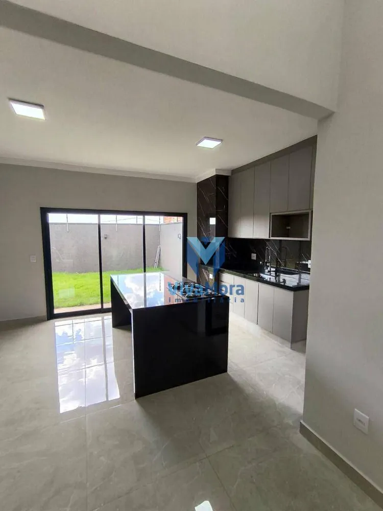 Casa, 3 quartos, 106 m² - Foto 2