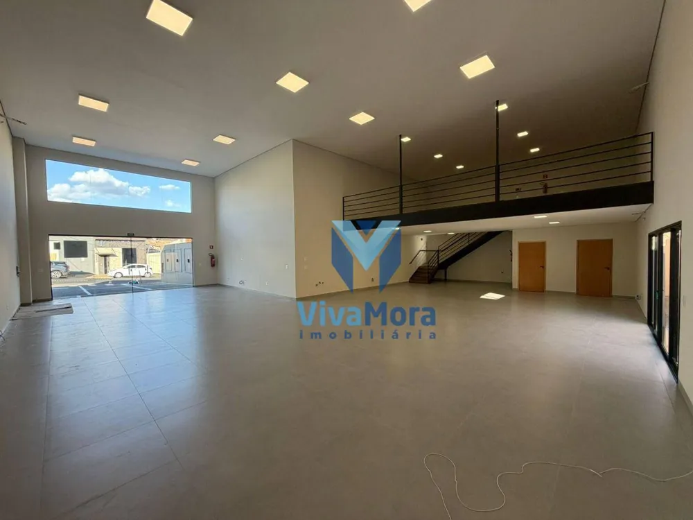 Loja-Salão, 302 m² - Foto 1