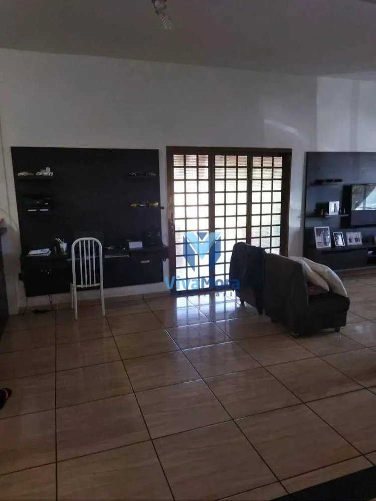 Chácara, 3 quartos, 1250 m² - Foto 4