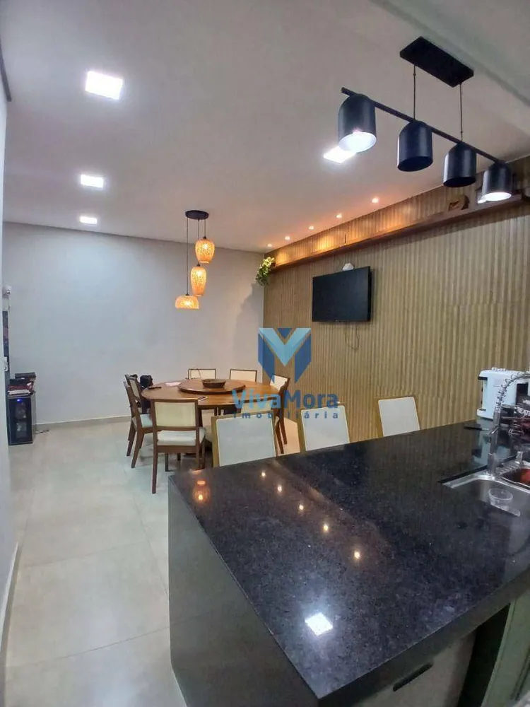 Casa, 3 quartos, 170 m² - Foto 2