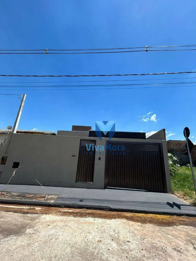 Casa, 2 quartos, 82 m² - Foto 1